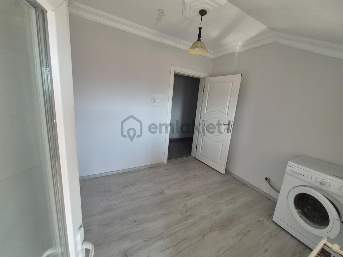 İlkadımda Merkezi Konumda, Ulaşımı Kolay Kiralık 3+0 Daire - 17