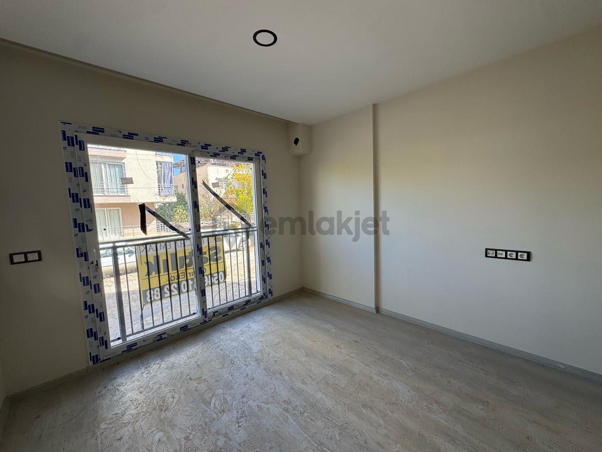 Kuşadası Güzelçamlı'da Satılık Sıfır Yapım 1+1 Daire - 13