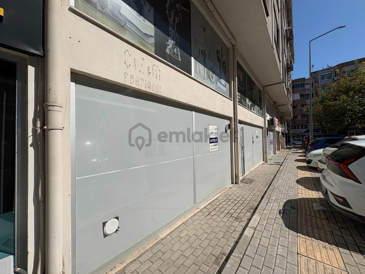 Anıl Konu'dan İhsaniyede Satılık 92m² Dükkan - 2