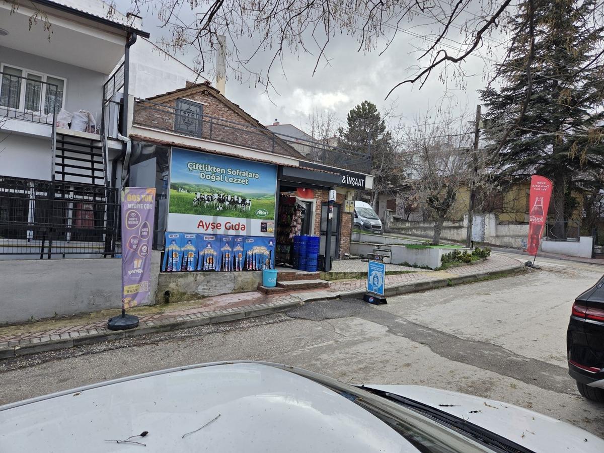 Cunudiye Mahallesi Köşe Konumda Satılık İşyeri - 8