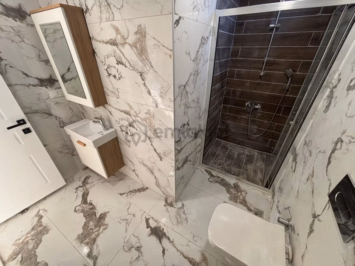 Başiskele Yeşilyurt'ta Villa Konseptli 4+1 Satılık Daire. - 12
