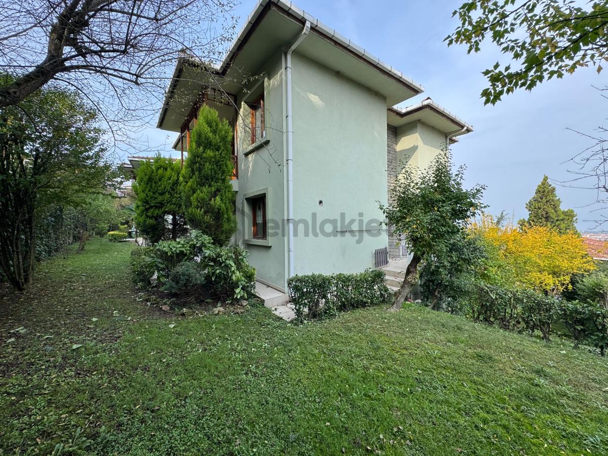 Sapanca’da Site İçinde Satılık Müstakil Villa.. - 9