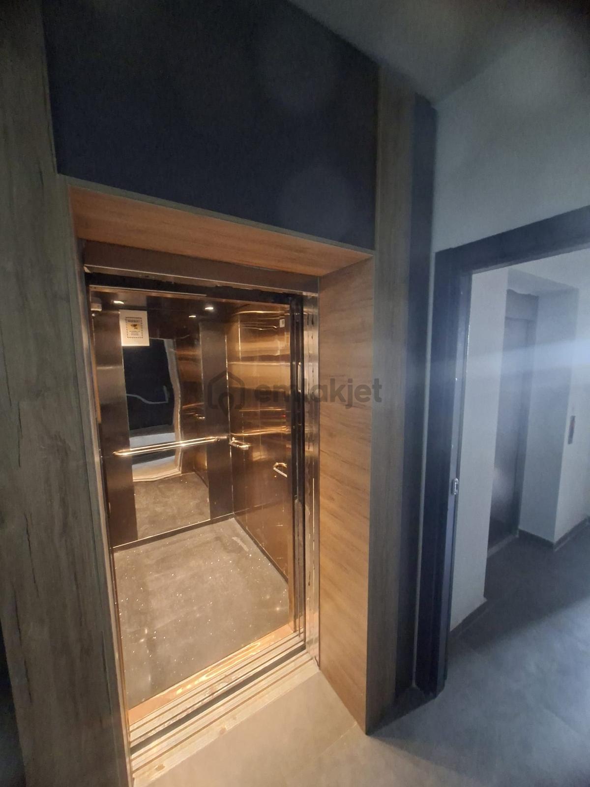 Ned Çiçeklide 4+1 180m2 E.banyolu Güney Cephe Park Manzaralı - 7
