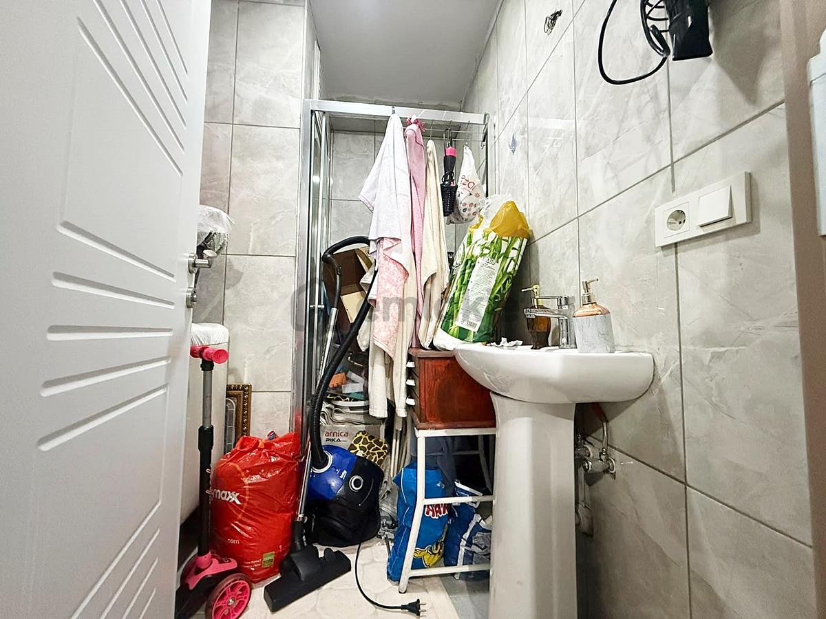 Metrobüse Marmara Park'a Komşu Site İçinde 2+1 Balkonlu Daire - 26