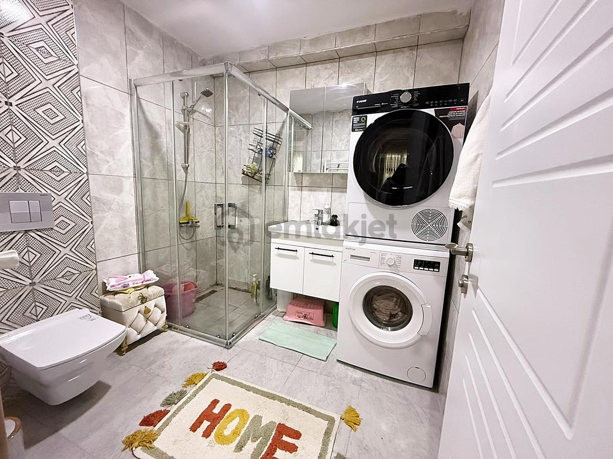 Metrobüse Marmara Park'a Komşu Site İçinde 2+1 Balkonlu Daire - 25