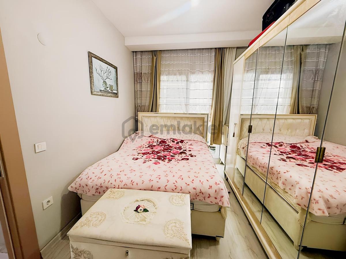 Metrobüse Marmara Park'a Komşu Site İçinde 2+1 Balkonlu Daire - 49