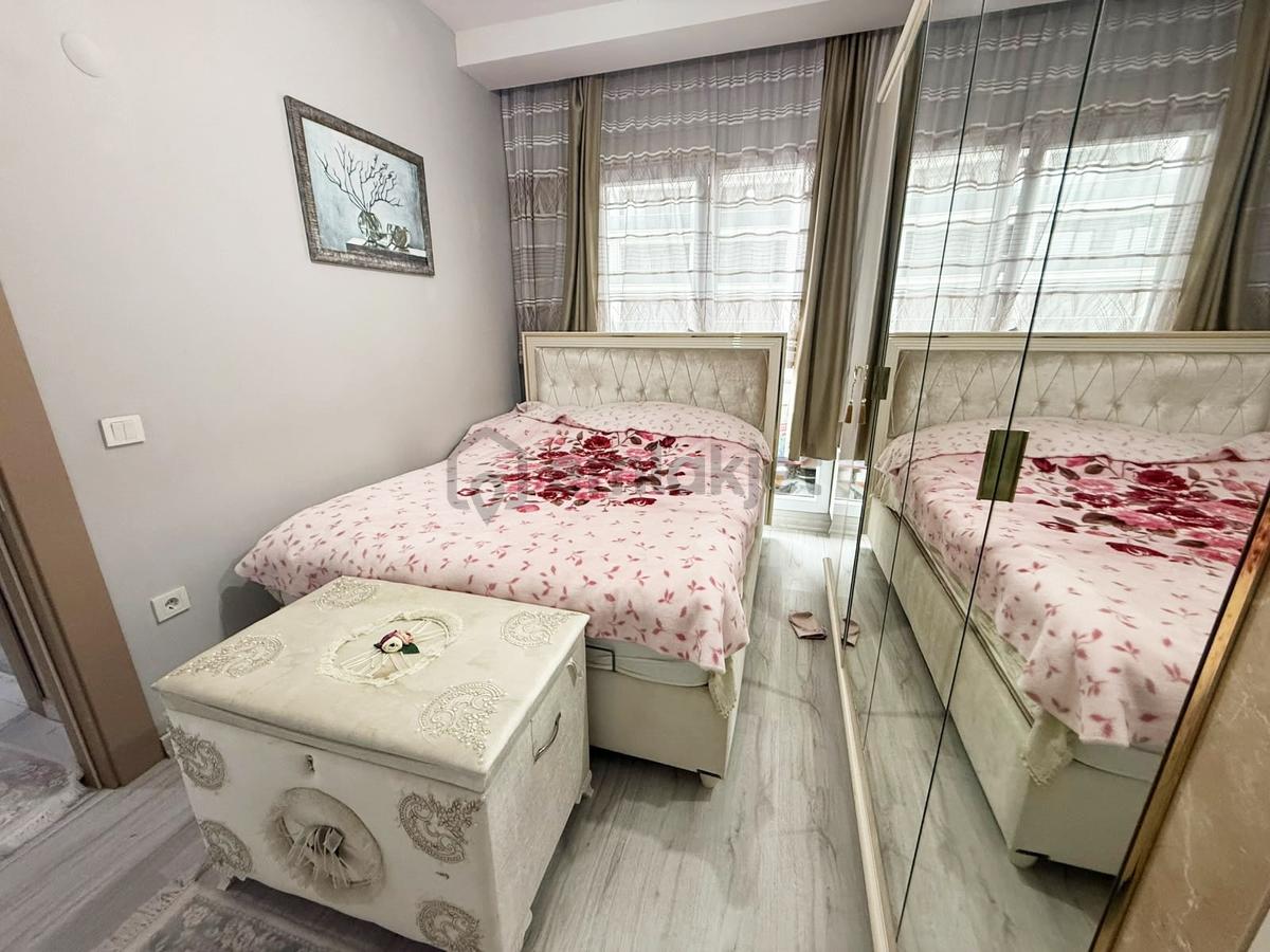 Metrobüse Marmara Park'a Komşu Site İçinde 2+1 Balkonlu Daire - 48