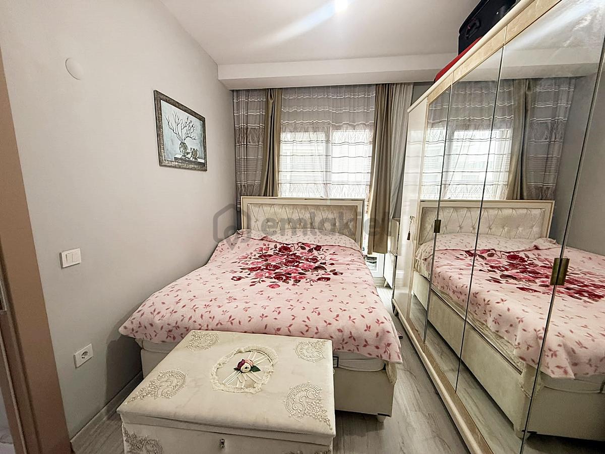 Metrobüse Marmara Park'a Komşu Site İçinde 2+1 Balkonlu Daire - 21