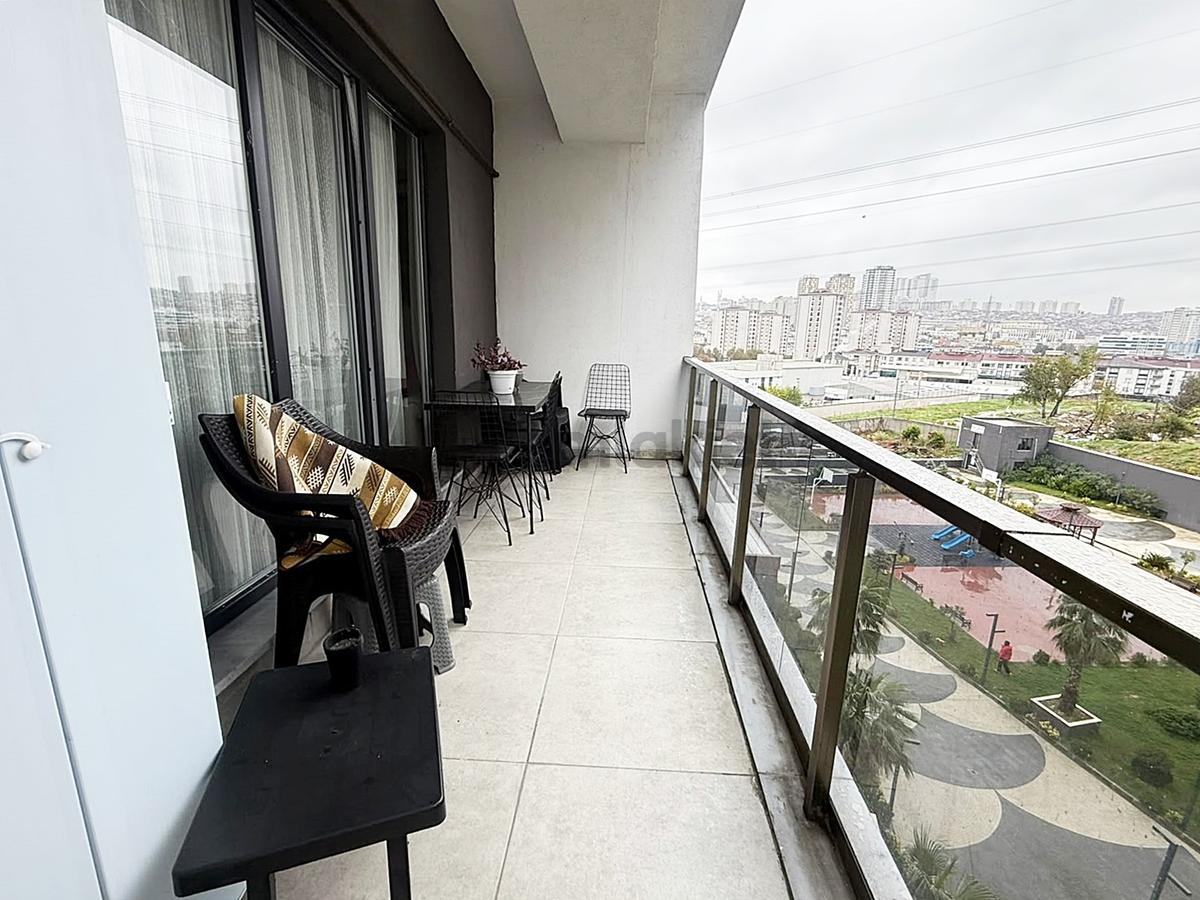 Metrobüse Marmara Park'a Komşu Site İçinde 2+1 Balkonlu Daire - 40