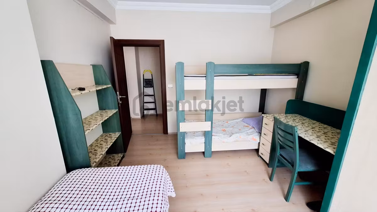 Edirne Şükrüpaşada Mükemmel Konumda, Geniş, Eşyalı Kiralık 1+1 - 11