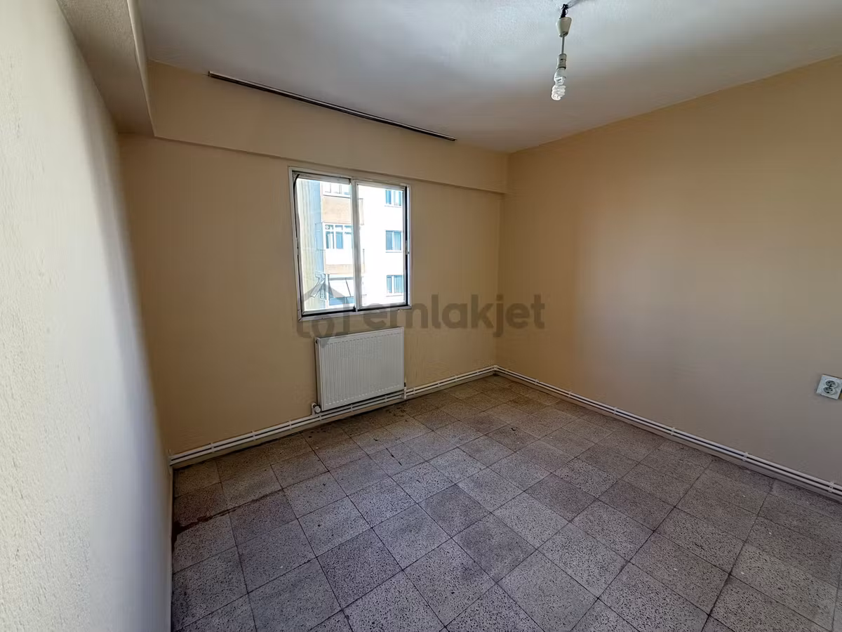 Bornovada Kiralık 3+1 Kiralık Daire - 14