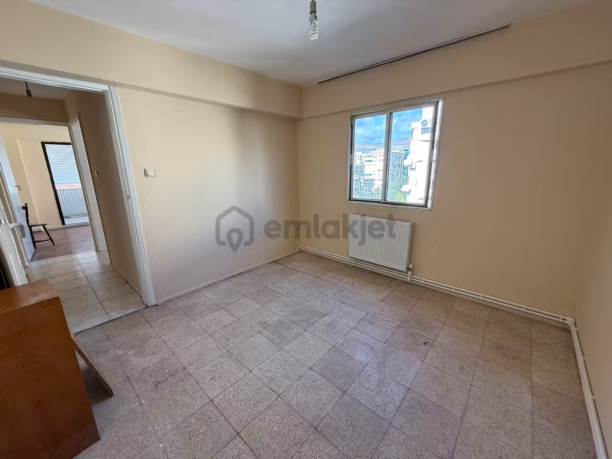 Bornovada Kiralık 3+1 Kiralık Daire - 16