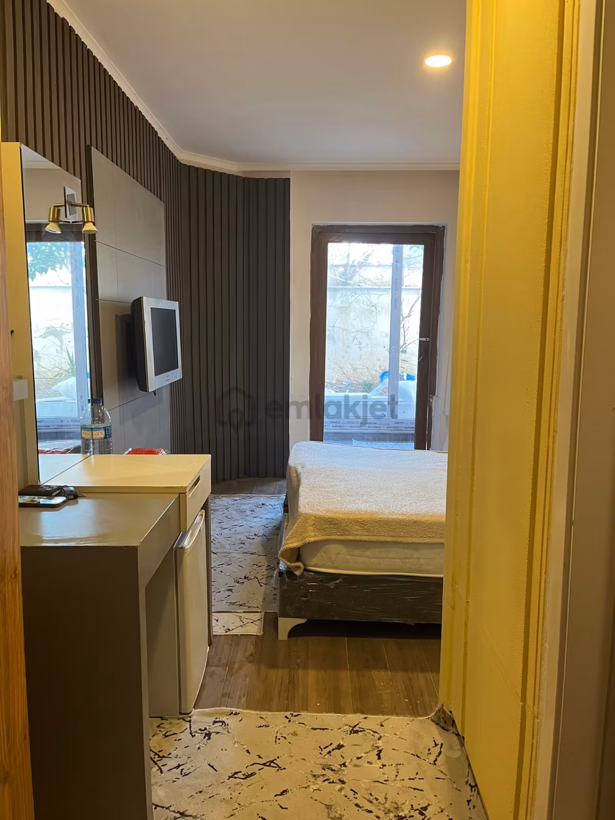 Sahibinden Side'de Kiralık Eşyalı Bahçe Katı Stüdyo Daire - 4