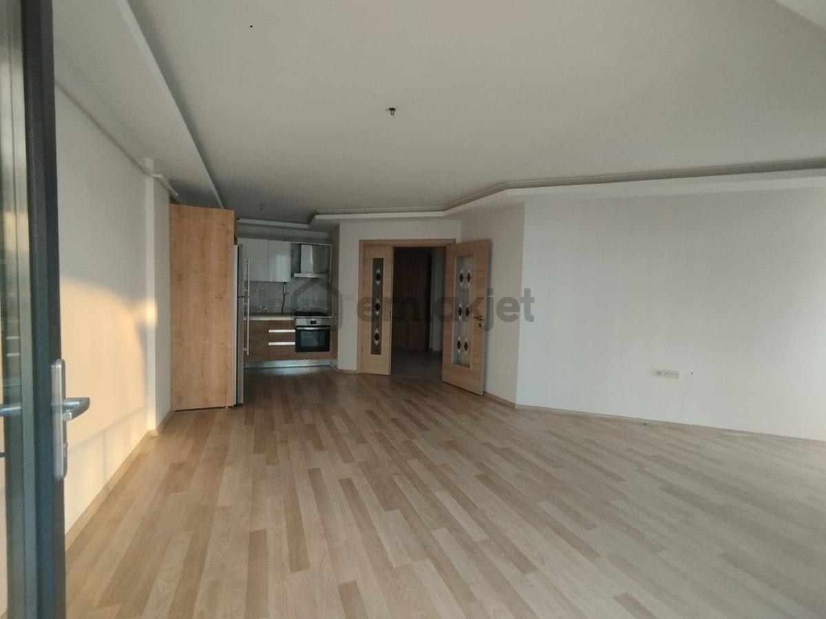Başiskele Zeraykent De 3+1 Kiralık Arakat Daire - 10