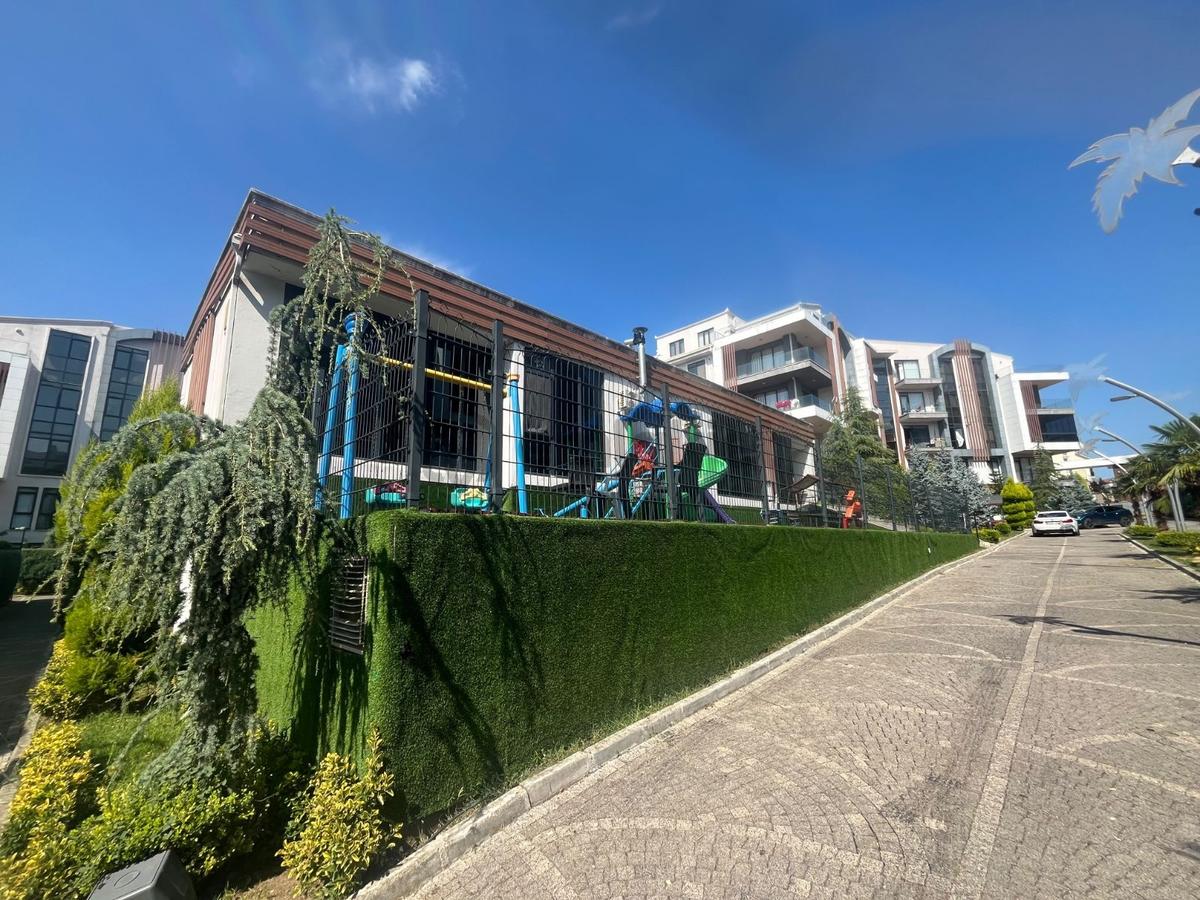 Başiskele Zeraykent De 3+1 Kiralık Arakat Daire - 3