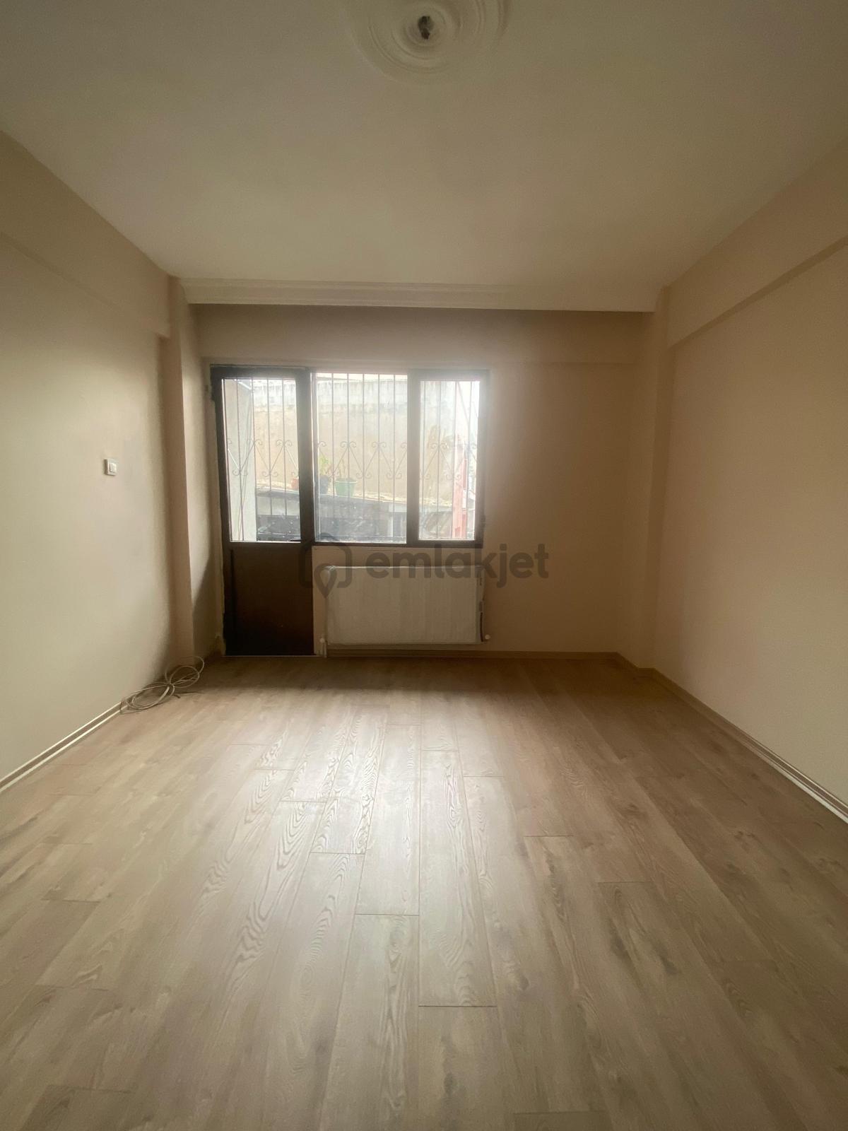 Bozyaka Cami Sokağı 2+1 Kiralık Daire - 14