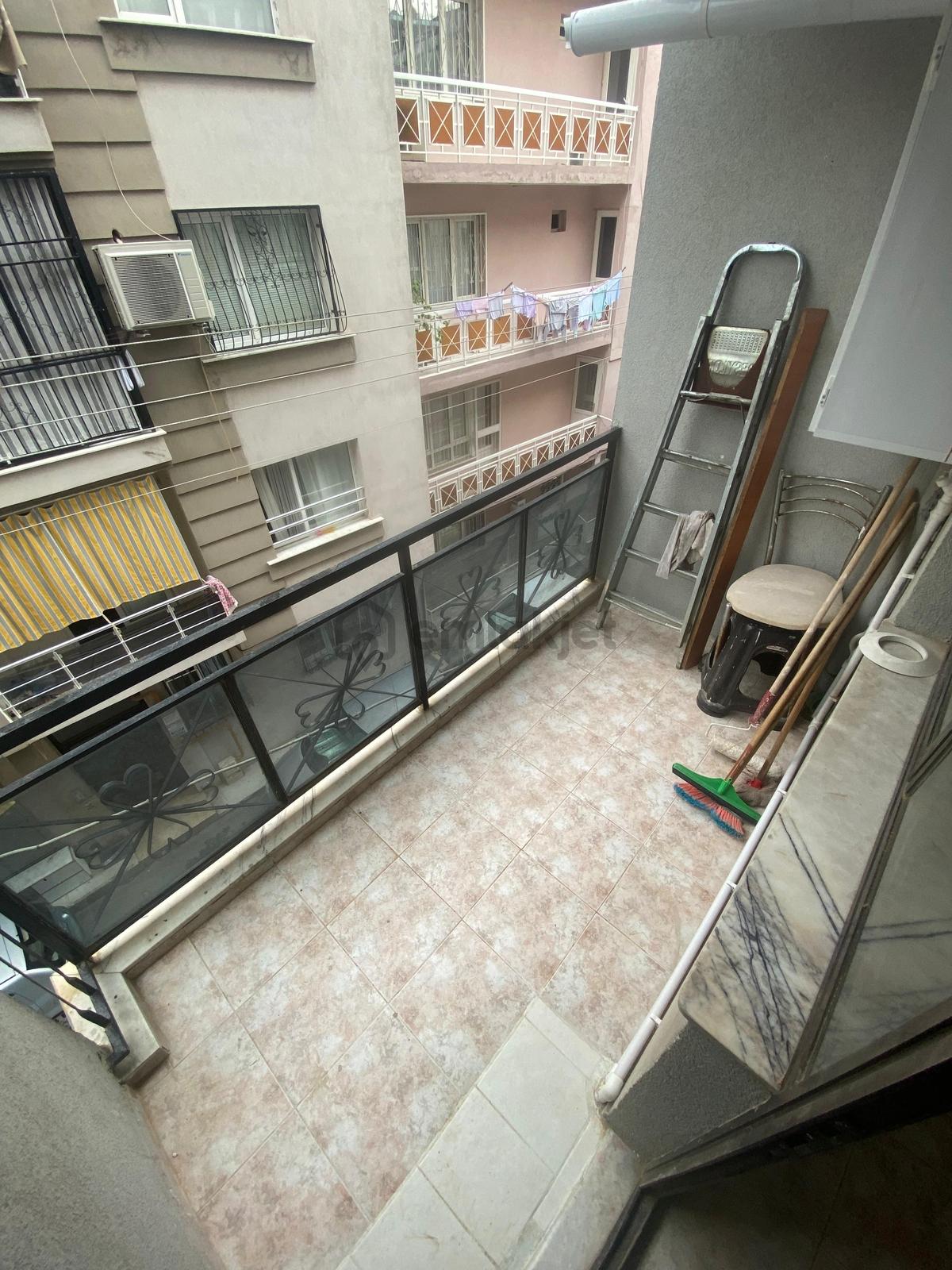 Bozyaka Cami Sokağı 2+1 Kiralık Daire - 10