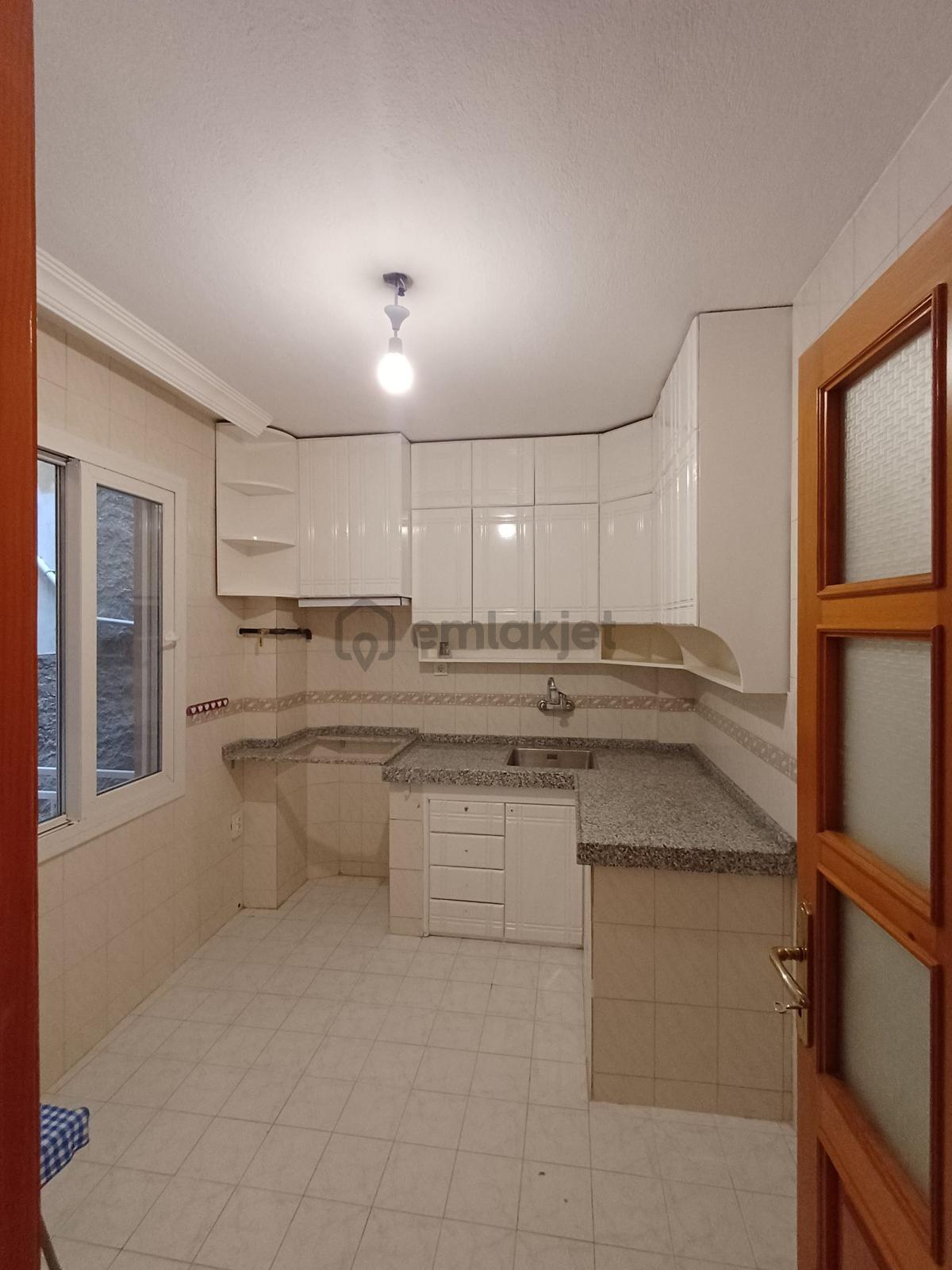 Sahibinden Kiralık3+1 Daire Bornova Gaziosman Aşa Mah. - 7