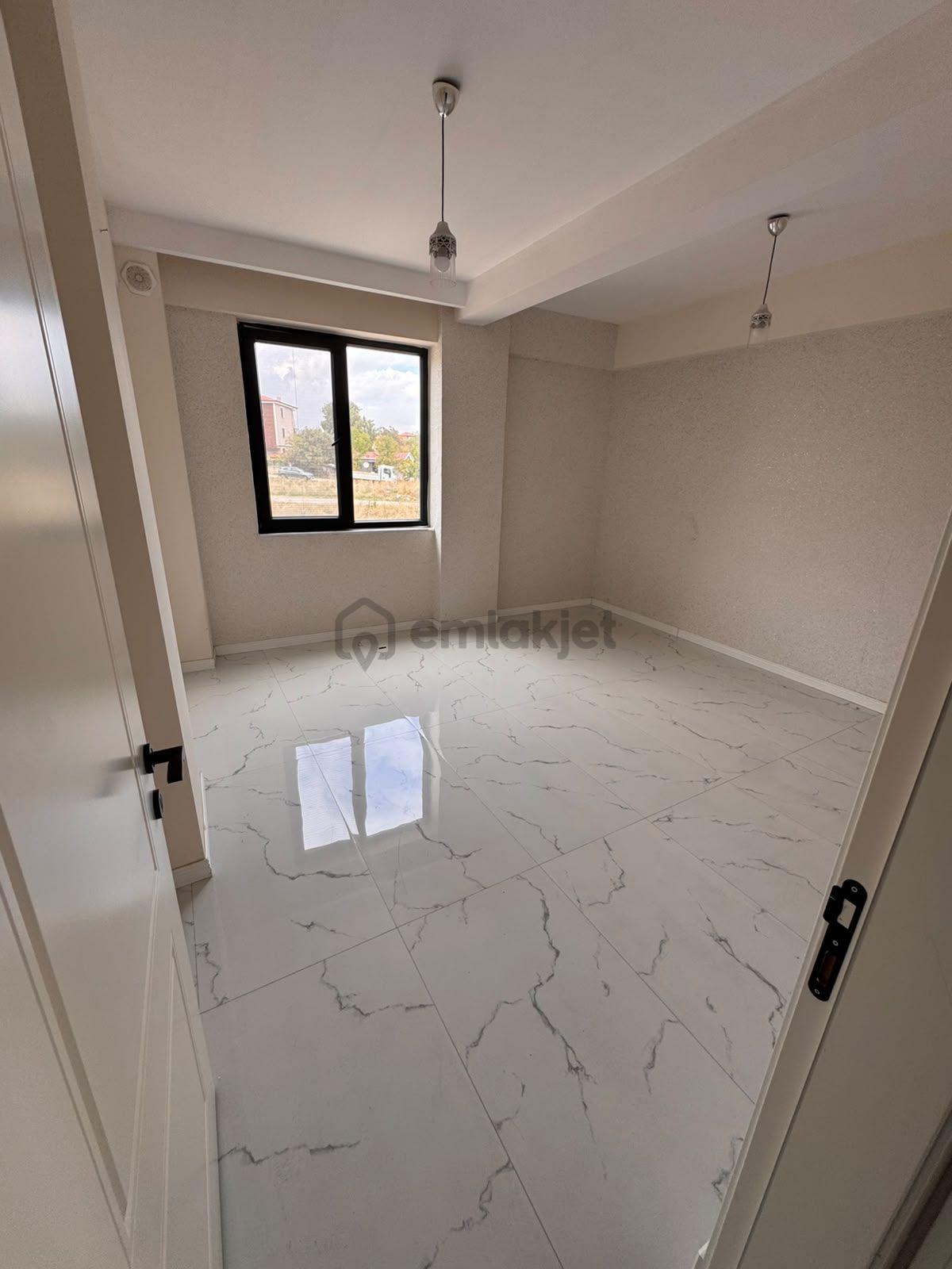 Hallaçlar Da Kiralık Daire Tertemiz 3+1 - 5