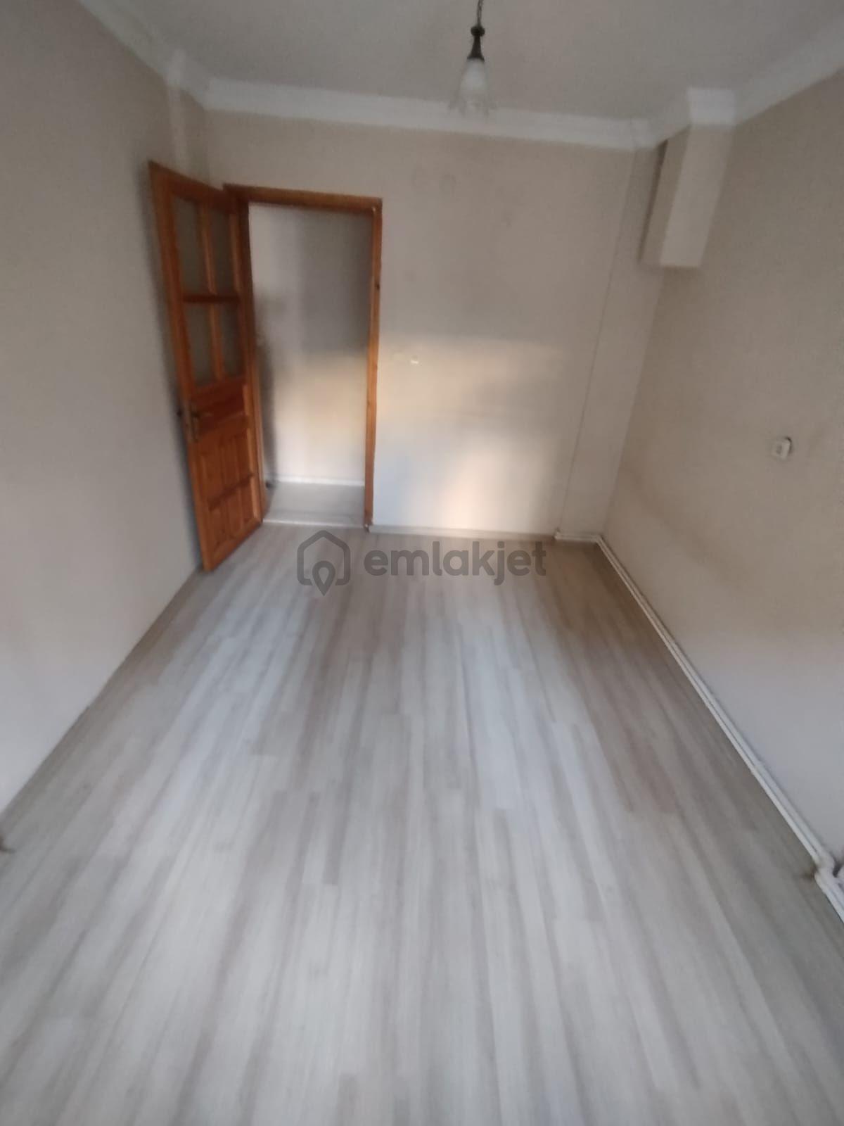 Dokuz Eylül Mahallesinde Kiralık 2+1 Daire - 14