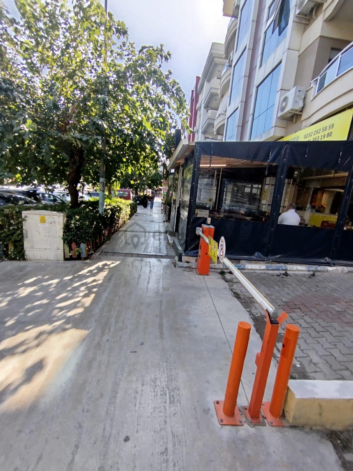 Gaziemir De İşlek Cadde Üzerinde Satılık Dükkan - 6