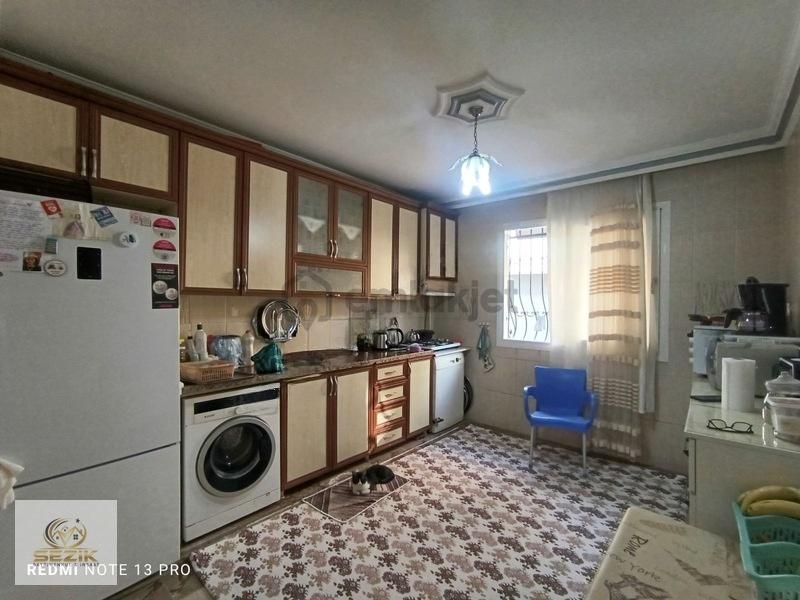 Havuzlu 2 Katlı Müstakil Ev - 11