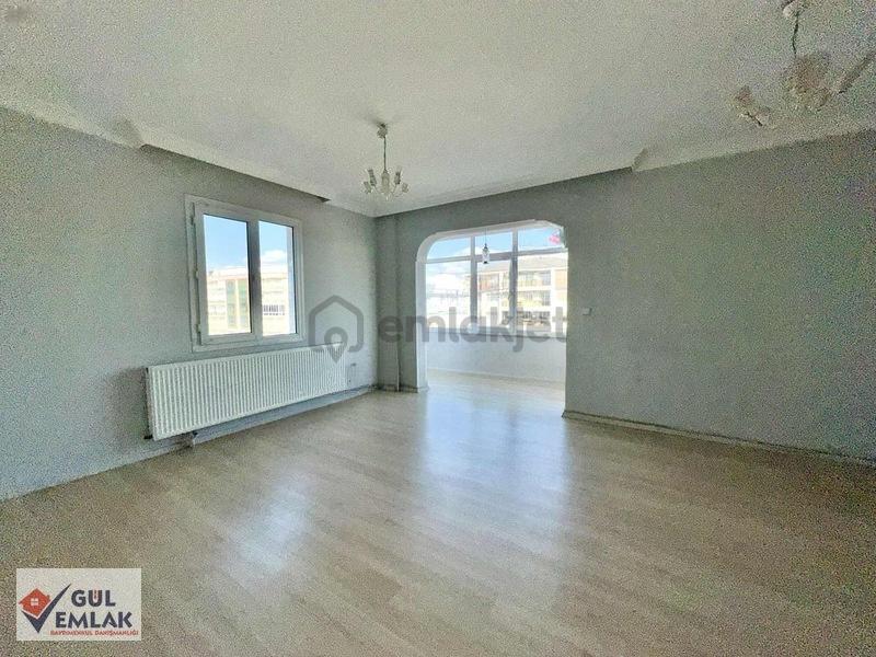 Ana Cadde Üzeri Ferah 3+1 Daire - 10