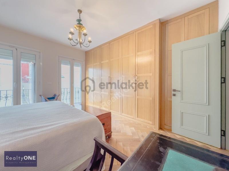 R-one 1+1 Rental Flat İn Cihangir With Amazing Bosphorus View - 23