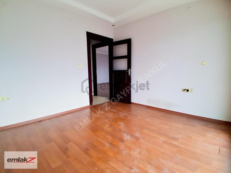 Emlak Z'den Üniversite Caddesinde 3+1 Kiralık Daire - 9