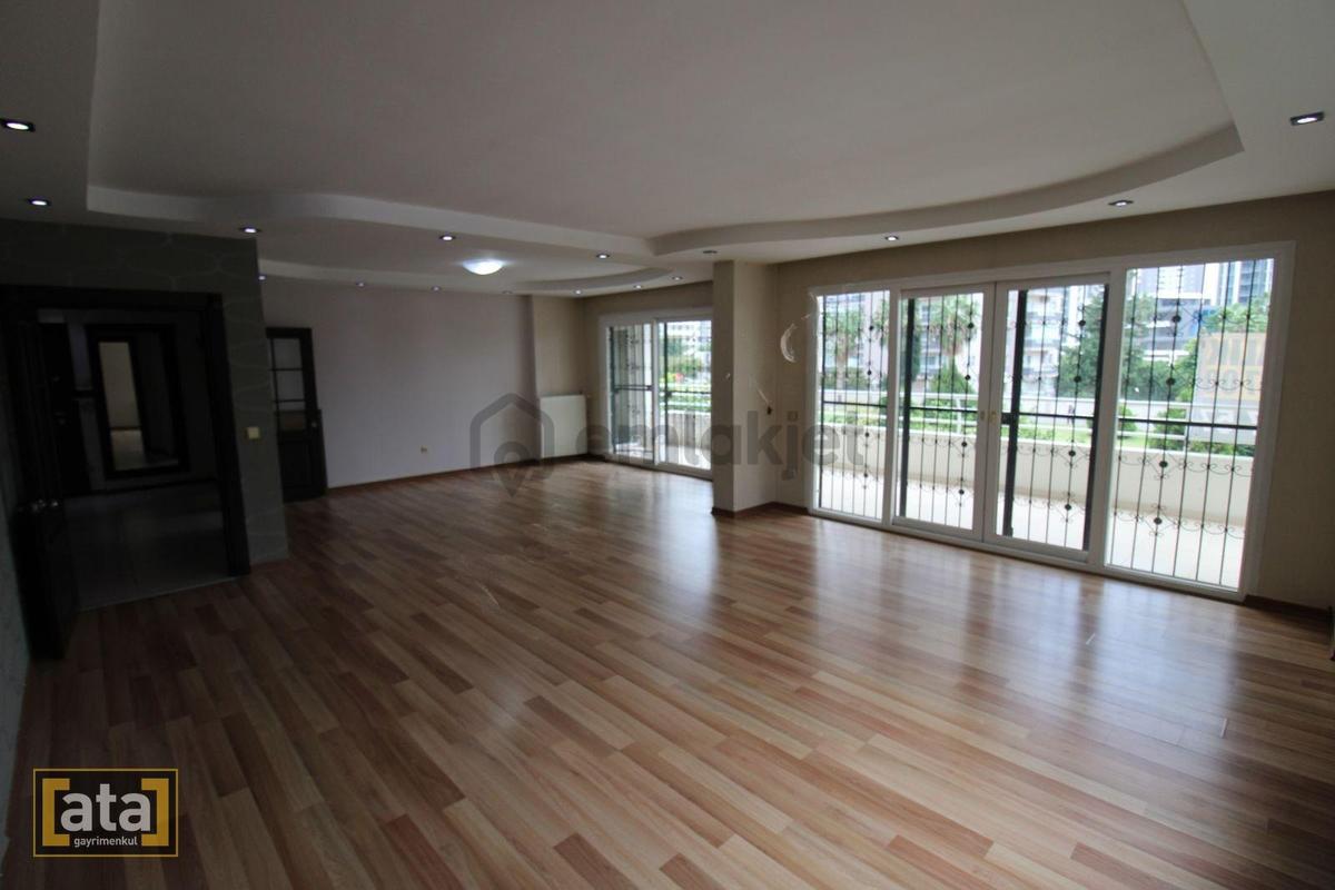 Cem Evi Civarı Doğalgazlı Havuzlu 4+1 Geniş Daire - 17