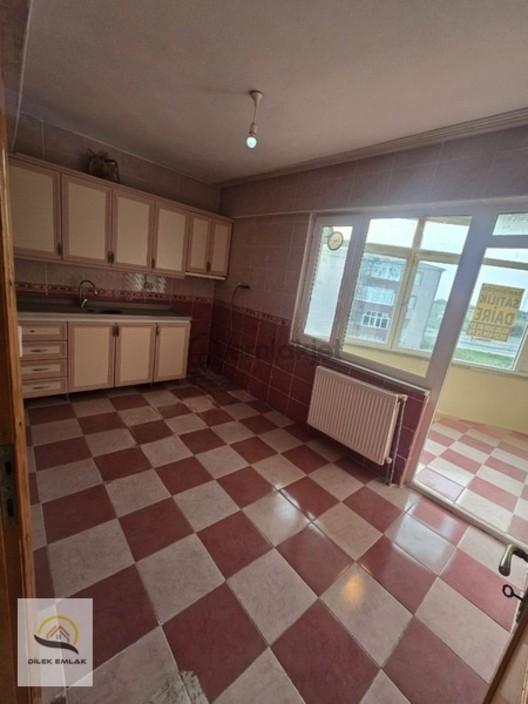 Kapaklı'nın Tam Kalbinde Full Ön Cephe 3 Balkon Güney Cephe 2+1 - 13