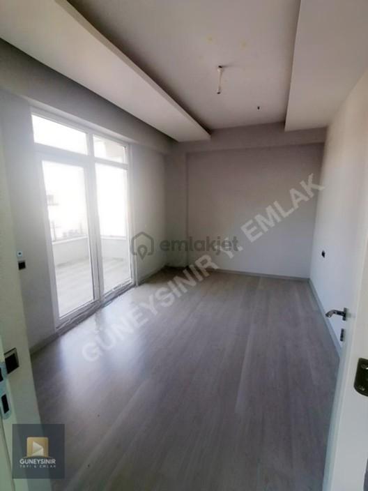 Karatay Altıyol Cuma Pazarı Yanında Site İçerisinde - 9
