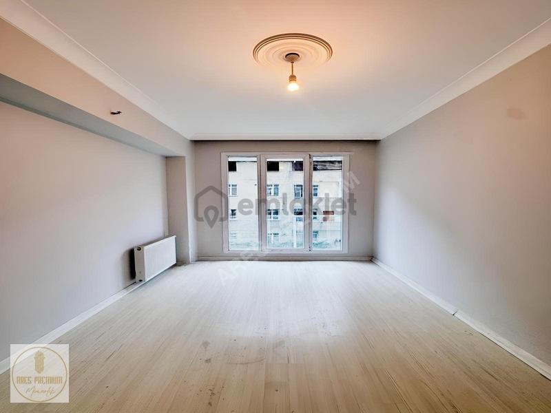 Ares Den Ful Concept Metrobüse Yakın Site İçi 2+1 Daire - 8