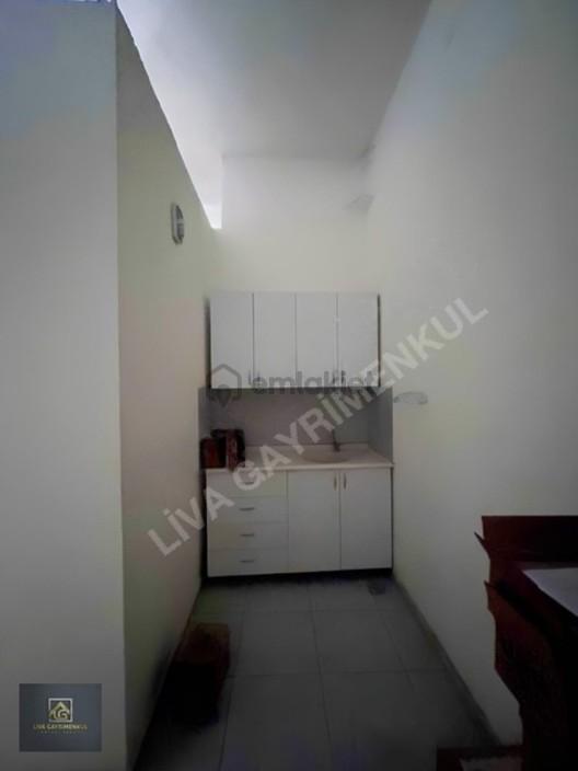 Lıva'dan Çamlıpınarda Kiralık Dükkan - 5