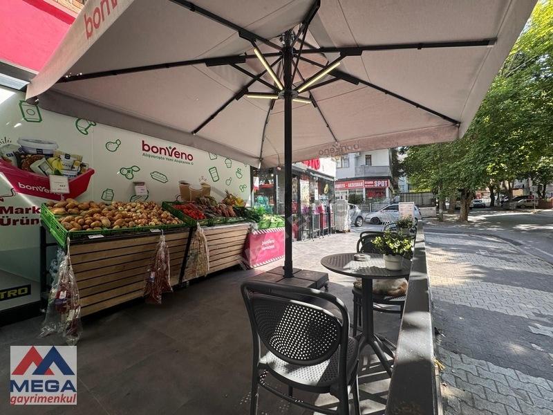 Maltepe Feyzullah Caddesinde Ön Kullanımlı Dükkan - 7