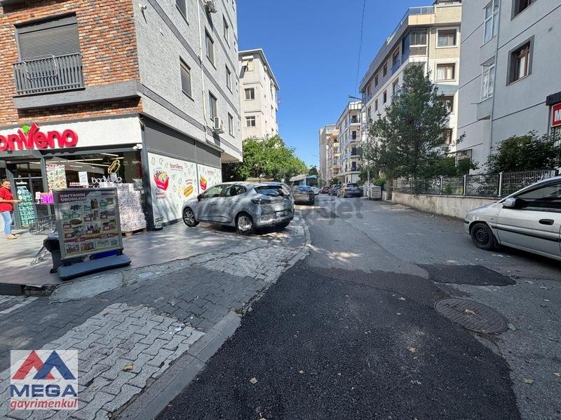 Maltepe Feyzullah Caddesinde Ön Kullanımlı Dükkan - 14