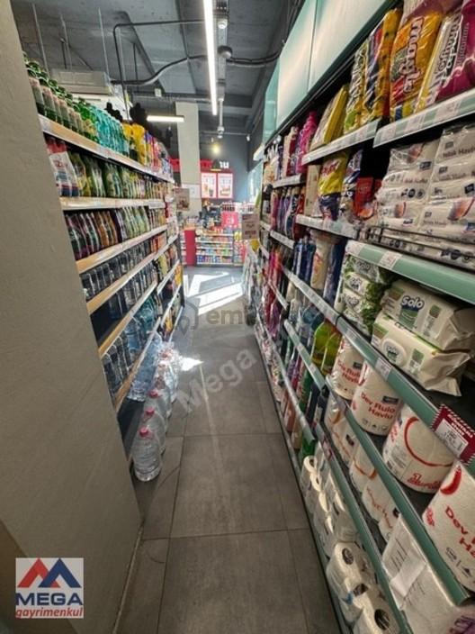 Maltepe Feyzullah Caddesinde Ön Kullanımlı Dükkan - 13