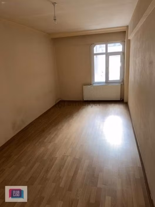 Ana Cadde Üzeri 3+1 140m2 Net - 13