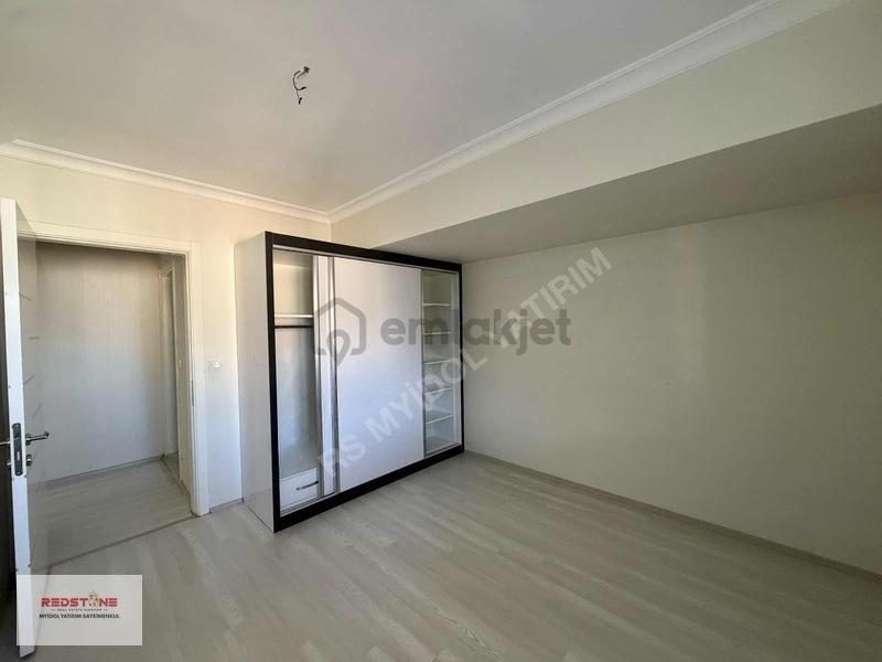 Redstone Myidolden Şemiklerde Kiralık 3+1 Daire - 16