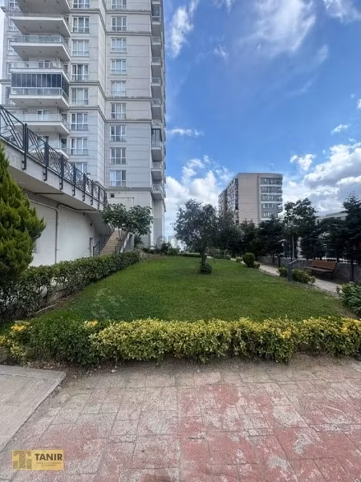 Sky Bahçeşehir Sitesinde Satılık Temiz Manzaralı Geniş 2+1 Daire - 16