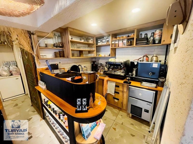 İzmit Merkezde Full Donanımlı Devren Kiralık Cafe Restaurant - 13
