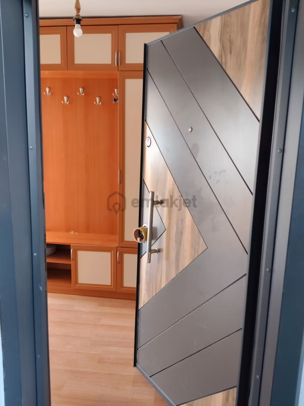 Kıralık Yurtoglunda Masrafsız Manzaralı Daıre