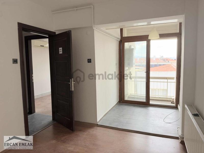 Bostanlı'da 3+1, 100m² Kiralık Daire - Migros Yakını - 25