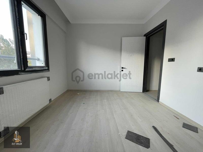 Efendı Mahallesı Genış Ve Kullanışlı 2 + 1 - 11