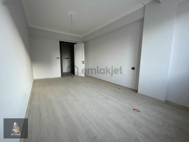 Efendı Mahallesı Genış Ve Kullanışlı 2 + 1 - 9
