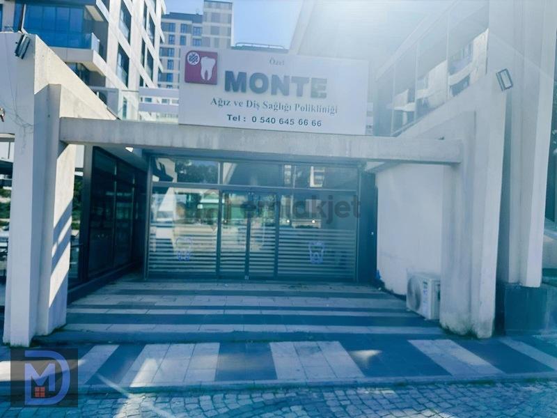 Başkent Emlak Konutlarında 220 M2 Satılık Dükkan