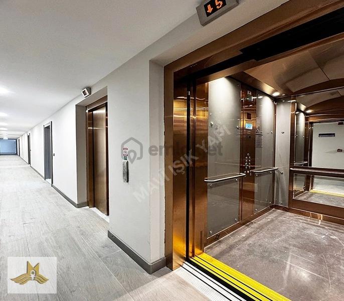 Meydan Ardıçlı'da Meydan Cephe, Balkonlu, Ferah 1+1 Satılık !!! - 6