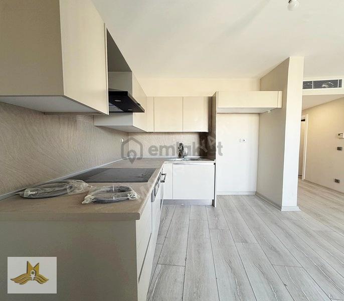 Meydan Ardıçlı'da Meydan Cephe, Balkonlu, Ferah 1+1 Satılık !!! - 16