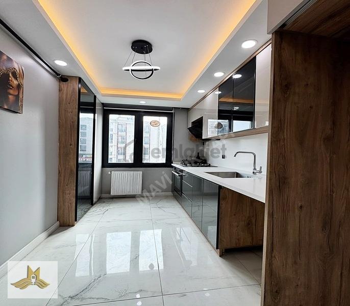 E5'e Yakın Butik Site İçerisinde Eşyalı, Dekorlu Sıfır Satılık ! - 11