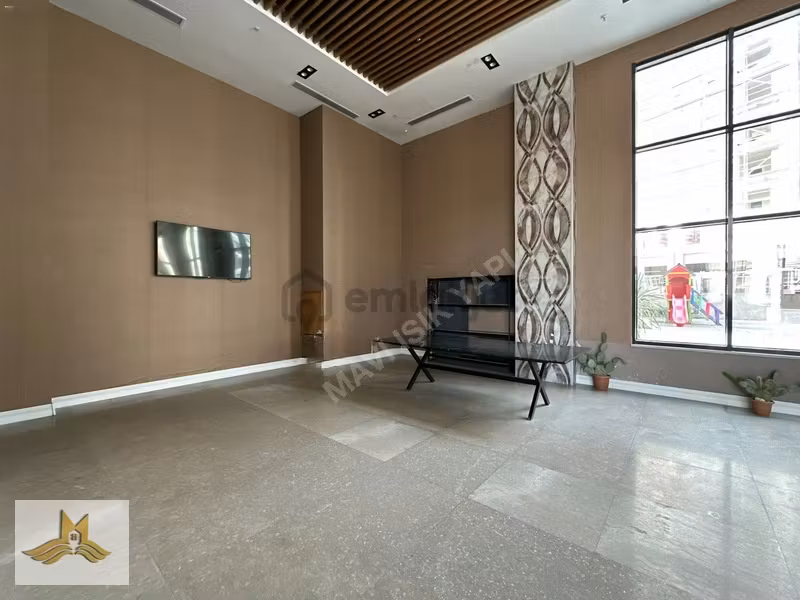 Bahçeşehir 2. Kısım'da Havuzlu Site İçerisinde Lüks 1+1 Satılık - 7